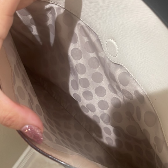 EUC Kate Spade briefcase bag. Absolutely perfect! Fits a laptop! - Picture 6 of 10